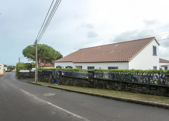 Capelas Blue , Relax & Fun - Up To 14 Guests! * Ponta Delgada