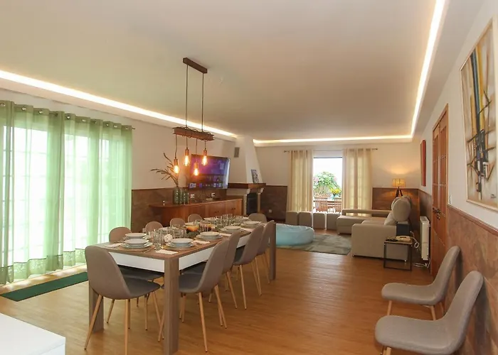 Capelas Blue , Relax & Fun - Up To 14 Guests! *