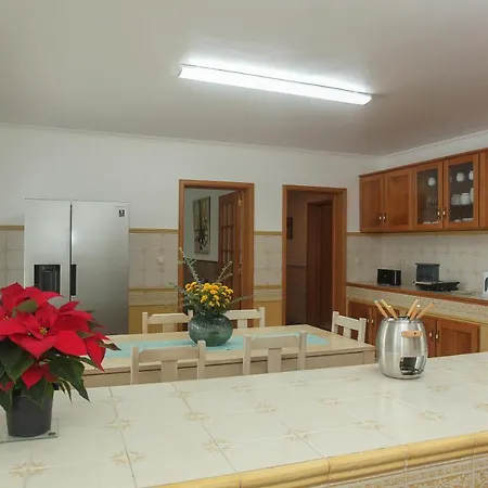 Villa Capelas Blue , Relax & Fun - Up To 14 Guests! Ponta Delgada (Sao Miguel)