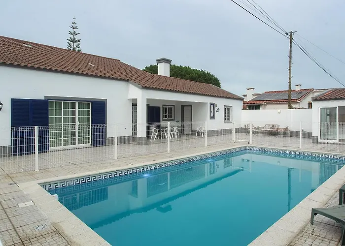 Capelas Blue , Relax & Fun - Up To 14 Guests!