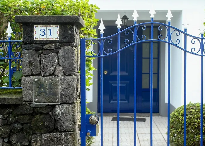 Villa Capelas Blue , Relax & Fun - Up To 14 Guests!