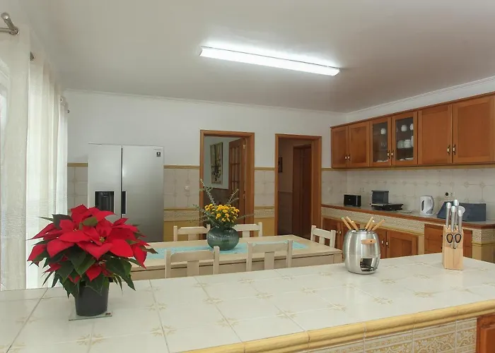 Villa Capelas Blue , Relax & Fun - Up To 14 Guests! Ponta Delgada (Sao Miguel)