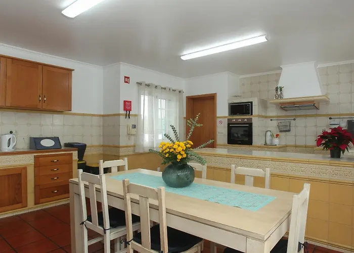 Villa Capelas Blue , Relax & Fun - Up To 14 Guests!